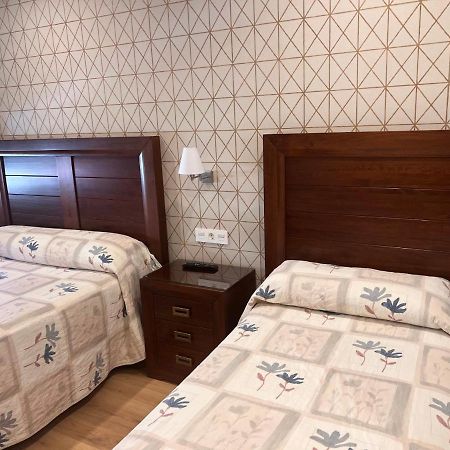 Hostal Avenida Benavente Dış mekan fotoğraf