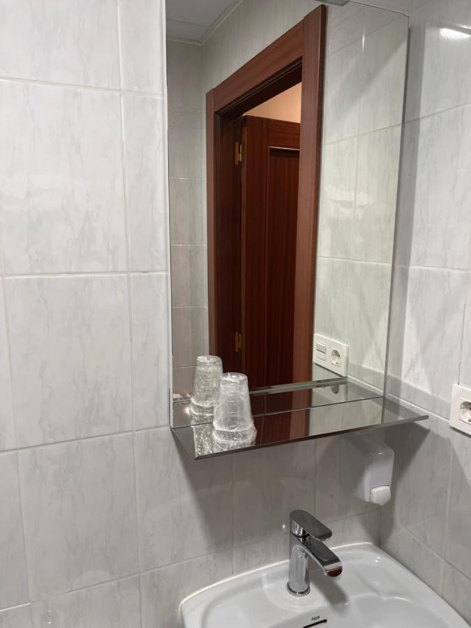 Hostal Avenida Benavente Dış mekan fotoğraf